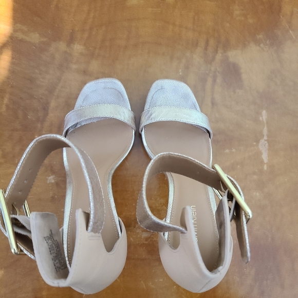 Calvin Klein Stiletto Ankle Strap Gold Beige Sexy! - Picture 6 of 12